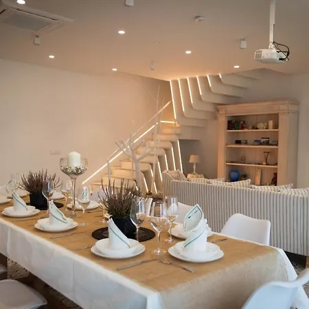 Vamos Holiday home *